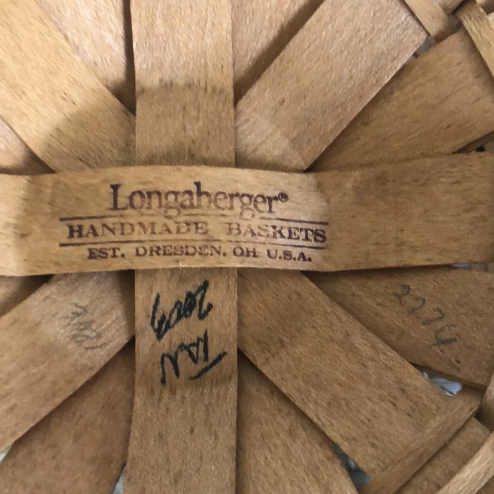 Longaberger Small Round Basket With Leather Handles